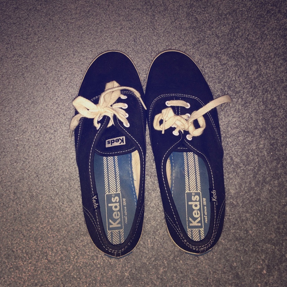 Black Keds